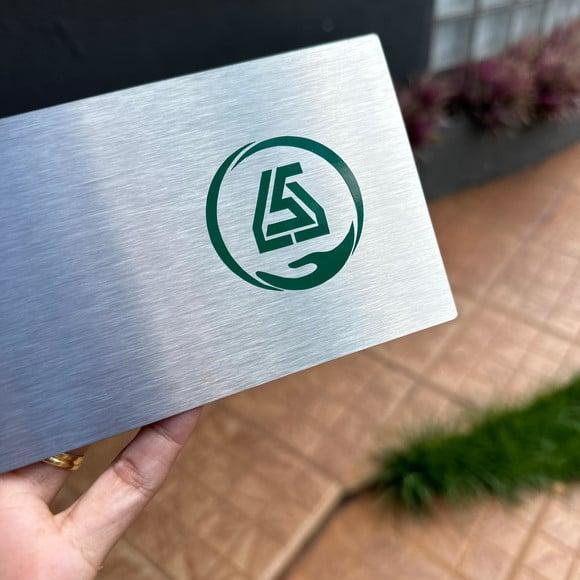 Placa de Identificação de Sala - Caulim 30x10 Inox