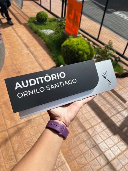 Placa de Identificação de Sala - Modelo Ametista