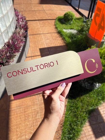 Placa de Identificação de Sala - Modelo Ametista Acrílico