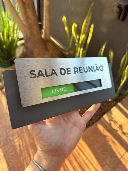 Placa de Identificação de Sala - Modelo Ardósia Flag