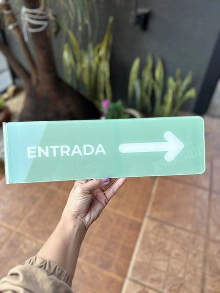 Placa de Identificação de Sala - Modelo Caulim Acrílico