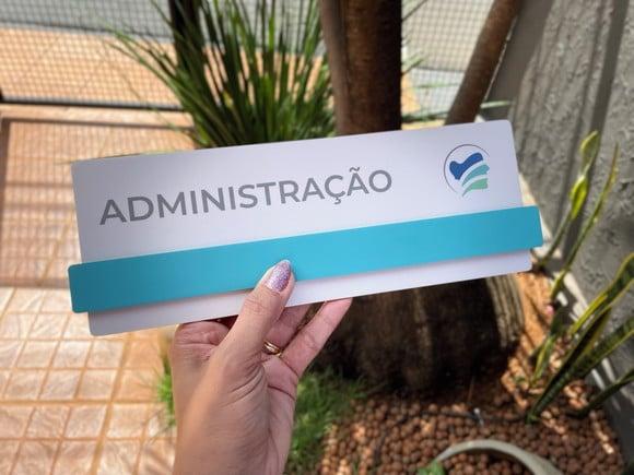 Placa de Identificação de Sala - Modelo Esmeralda