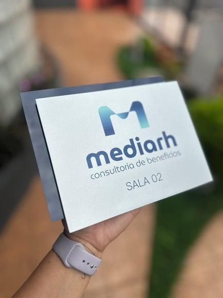 Placa de Identificação de Sala - Modelo Gabs Acrílico