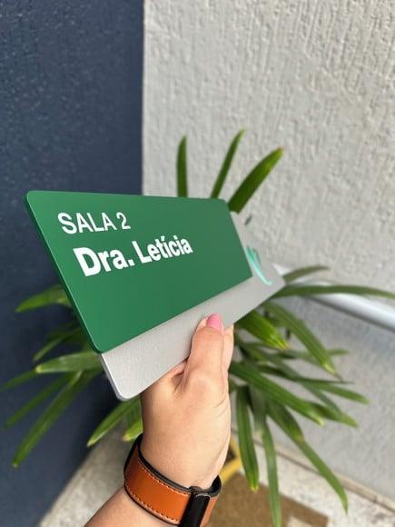 Placa de Identificação de Sala - Modelo Onix