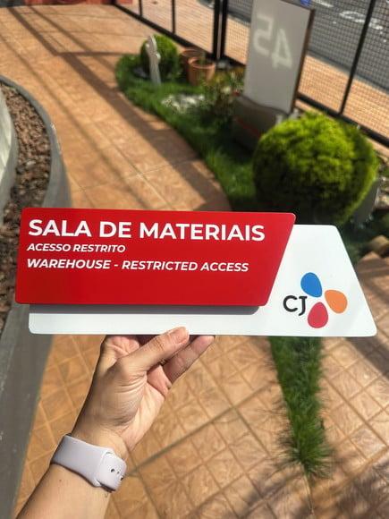Placa de Identificação de Sala - Modelo Onix