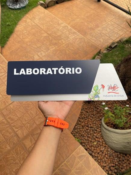 Placa de Identificação de Sala - Modelo Onix