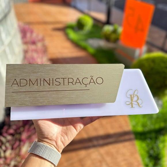 Placa de Identificação de Sala - Modelo Onix Acrílico