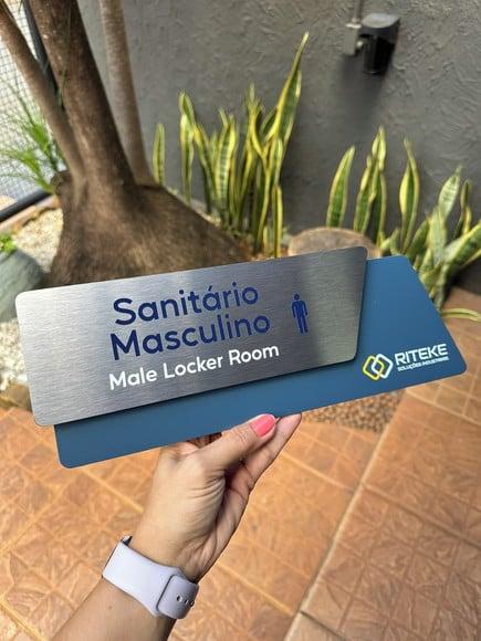 Placa de Identificação de Sala - Modelo Onix Inox