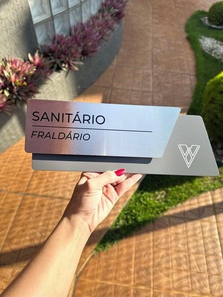 Placa de Identificação de Sala - Modelo Onix Inox