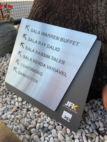 Placa de Identificação de Sala - Modelo Onix Personalizada