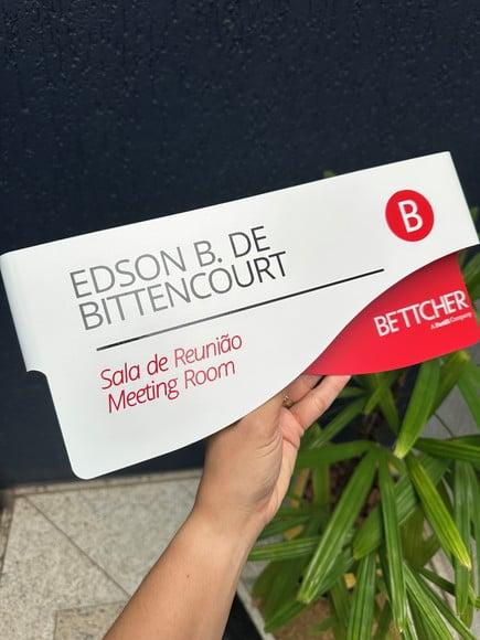 Placa de Identificação de Sala - Modelo Sodalita