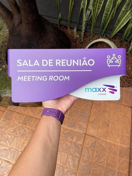 Placa de Identificação de Sala - Modelo Sodalita