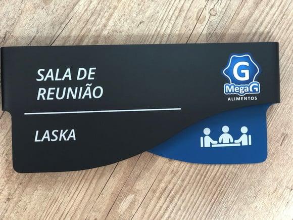 Placa de Identificação de Sala - Modelo Sodalita