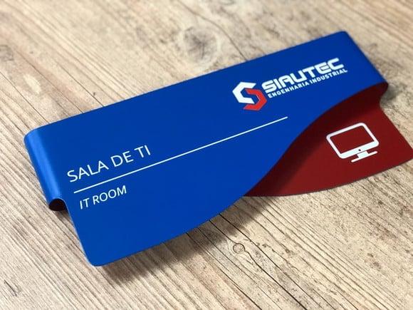 Placa de Identificação de Sala - Modelo Sodalita