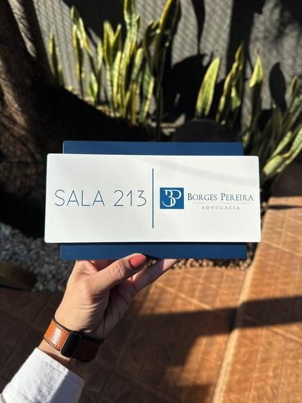 Placa de Identificação de Sala - Modelo Topázio 22x12,5