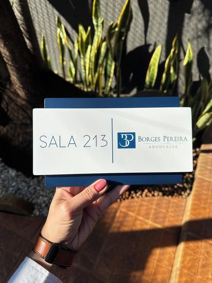 Placa de Identificação de Sala - Modelo Topázio 22x12,5