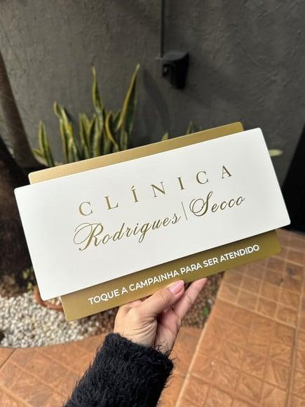 Placa de Identificação de Sala Modelo Topázio 30x17