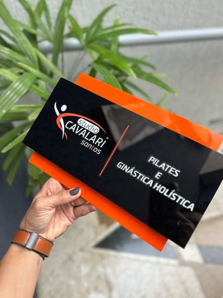 Placa de Identificação de Sala Modelo Topázio Acrílico 30x17
