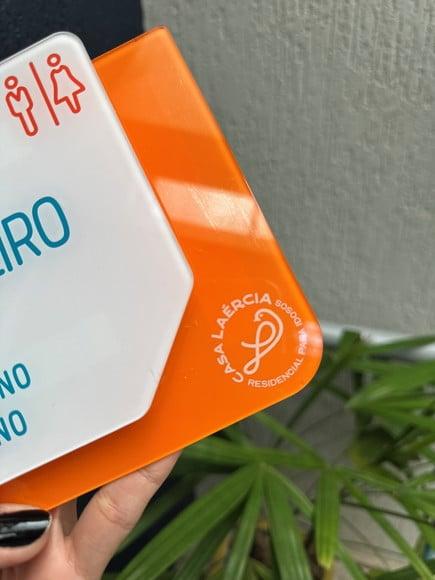 Placa de Identificação de Sala-modelp Laércia 14,5x15,7