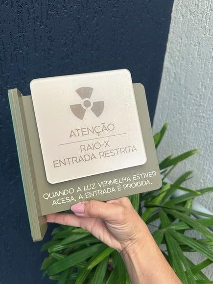 Placa de Sala Modelo Ágata Acm e Acrílico Formato Bandeira