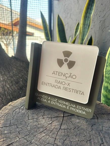 Placa de Sala Modelo Ágata Acm e Acrílico Formato Bandeira