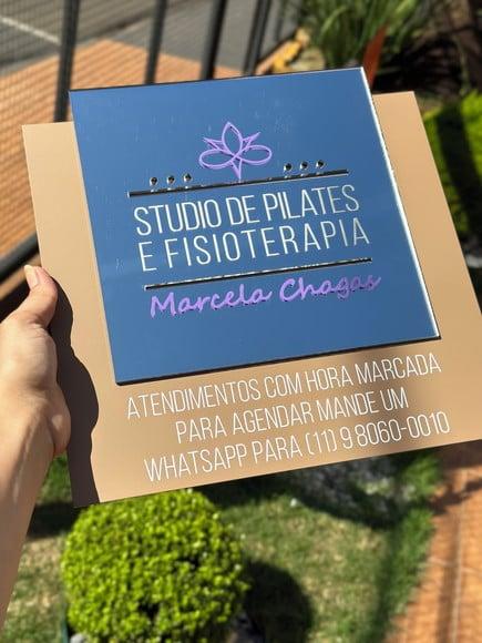 Placa Identificação de Sala - Modelo Ágata Acm+acrilico20x20