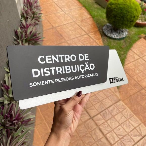 Placa Identificação de Sala - Modelo Onix