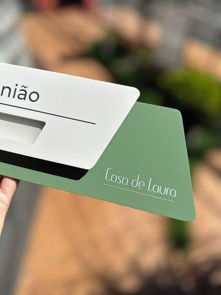 Placa Identificação de Sala - Modelo Onix Flag