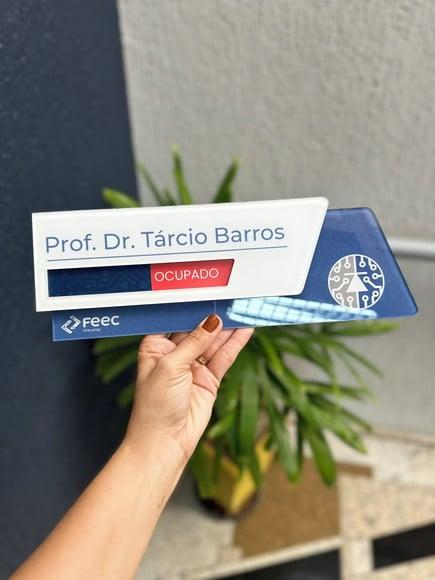 Placa Identificação de Sala - Modelo Onix Flag Acrílico