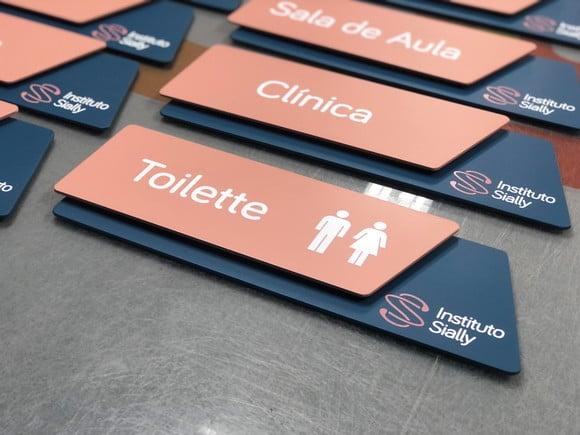 Placas de Identificação de Sala - Modelo Onix