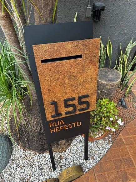 Totem Residencial Acm com Corten 40,5x85 Cx Correio P Jardim