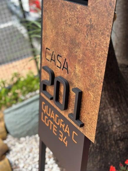 Totem Residencial Acm com Corten 40,5x85 Cx Correio P Jardim