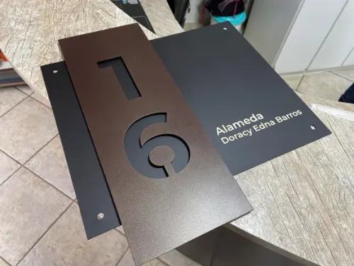 Algarismo Residencial Acm com Acm Corten Personalizado 60x55