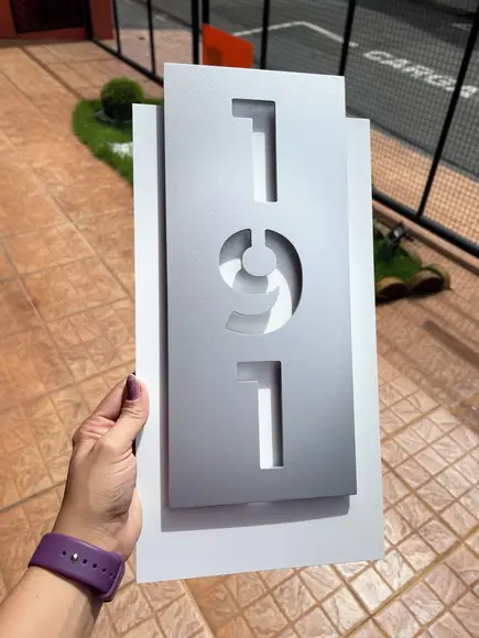 Algarismo Residencial Acm com Acm Prata- 3 Dígitos 20x40