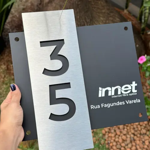 Algarismo Residencial Acm com Inox - 2 Dígitos 33x30 Logo