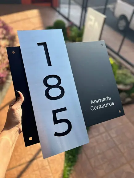 Algarismo Residencial Acm com Inox - 3 Dígitos 33x30
