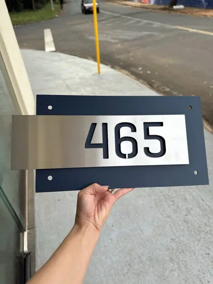 Algarismo Residencial Acm com Inox - 3 Dígitos 50x25