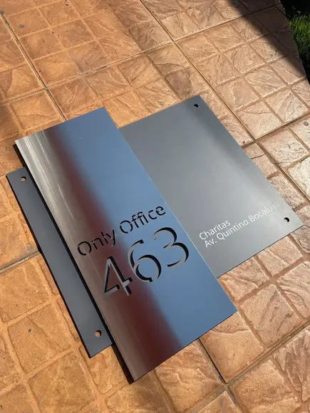 Algarismo Residencial Acm com Inox - 3 Dígitos 60x55