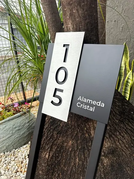 Algarismo Residencial Acm com Inox - 30x33 para Jardim