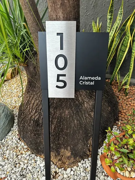 Algarismo Residencial Acm com Inox - 30x33 para Jardim