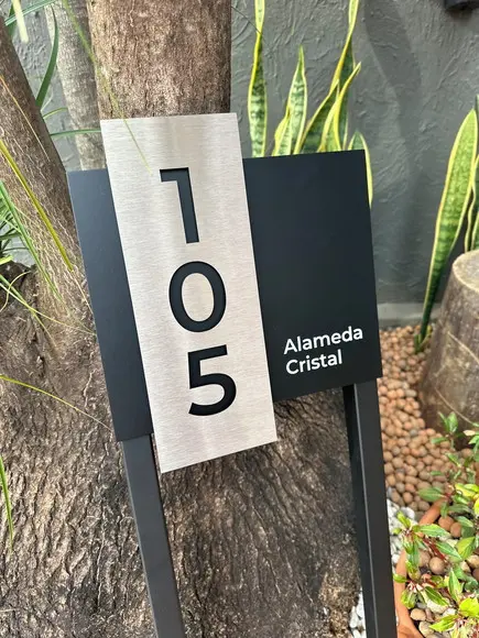 Algarismo Residencial Acm com Inox - 30x33 para Jardim
