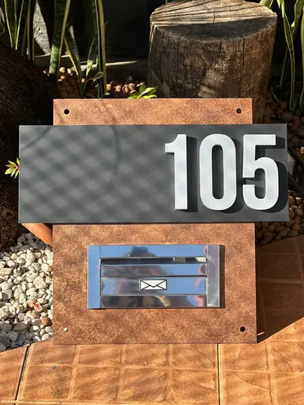 Algarismo Residencial Acm+inox com Caixa de Correio 60x55