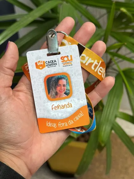 Credencial com Cordão Personalizado