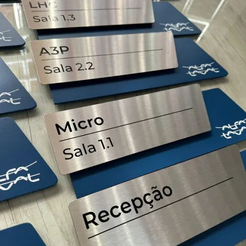 Kit 10 Placas de Identificação de Sala - Modelo Onix Inox