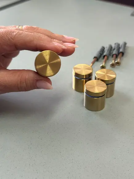 Kit de Parafusos e Prolongadores Dourado G - 4 Unidades 2,5