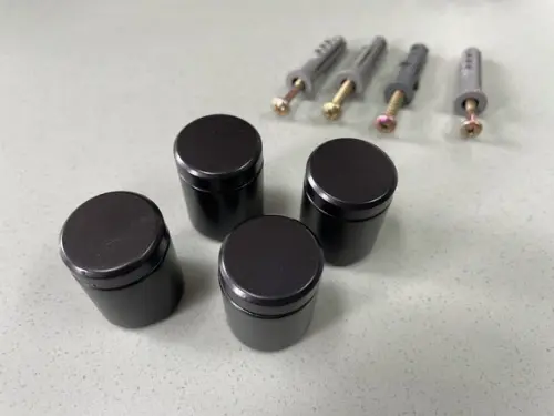 Kit de Parafusos e Prolongadores Preto G - 4 Unidades