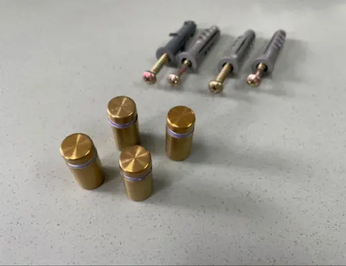 Kit de Parafusos Prolongadores Mini Dourado - 4 Unidades