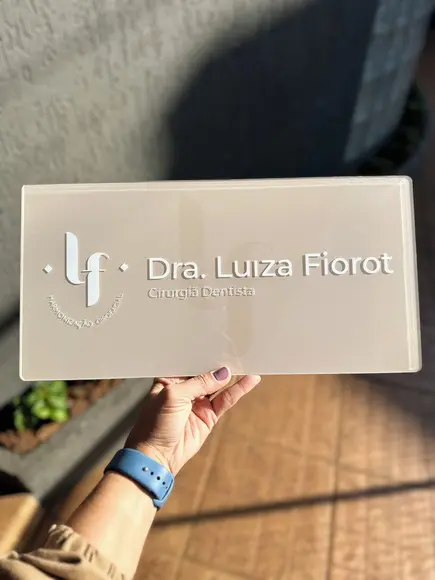 Placa de Comércio Acrílico - Aplicação Adesivo Frontal 40x24