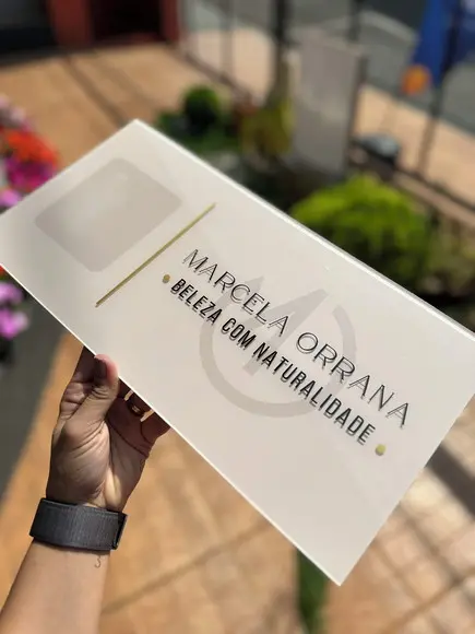 Placa de Comércio Acrílico - Aplicação Adesivo Frontal 40x24