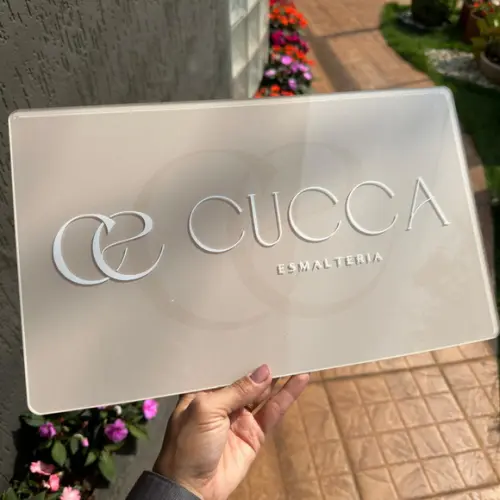 Placa de Comércio Acrílico - Aplicação Adesivo Frontal 40x24